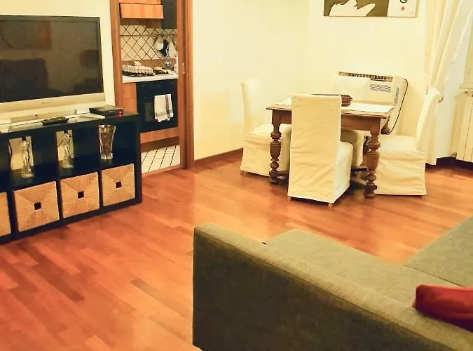 Comfort Spazio E Privacy 2 2 Bagni E Self Check In Nel Cuore Di San Giovanni דירה רומא